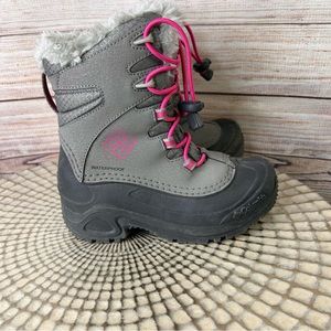 Columbia waterproof kids winter boots size 1